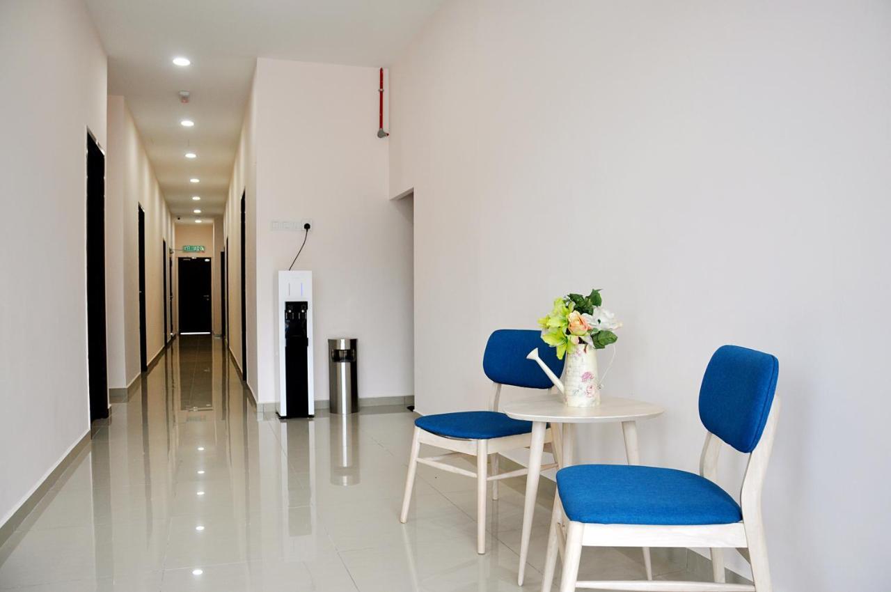 Gem Nusa Sentral Nusajaya 2*